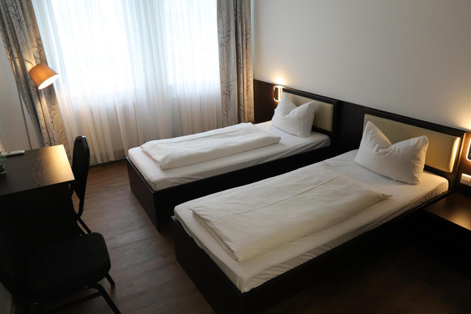 Hotel Am Suedtor Backnang Exterior photo