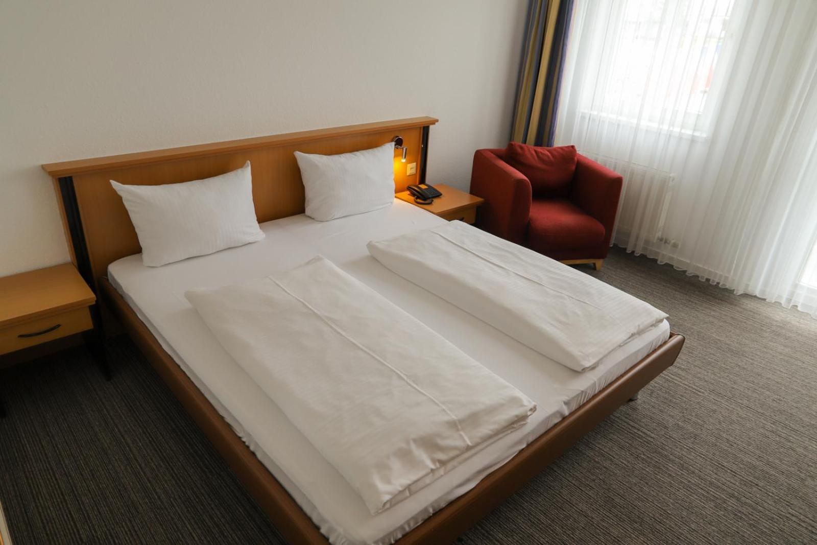 Hotel Am Suedtor Backnang Exterior photo