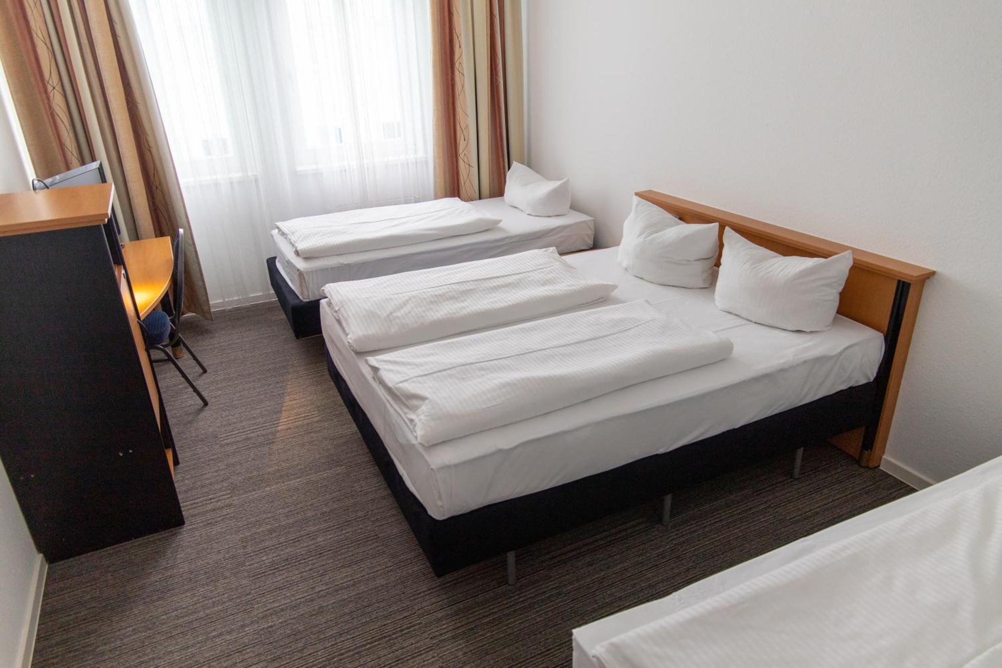 Hotel Am Suedtor Backnang Exterior photo
