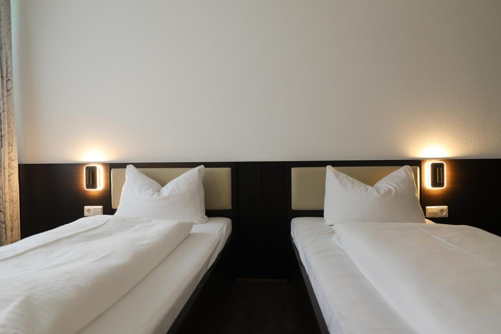 Hotel Am Suedtor Backnang Exterior photo